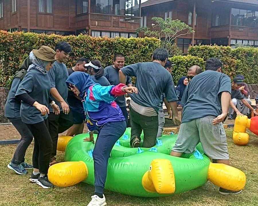 Entertainment sport gathering
